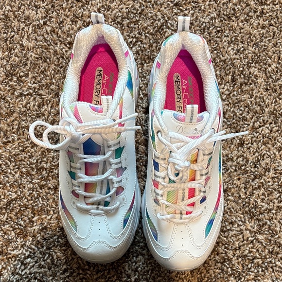 Skechers Women’s D-Lites White and Pink Sneakers - Picture 8 of 9